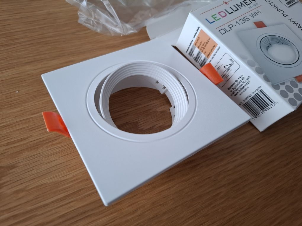 Oprawa Halogenowa Sufitowa Lampa Ruchoma Podtynkowa Kwadratowa  GU10