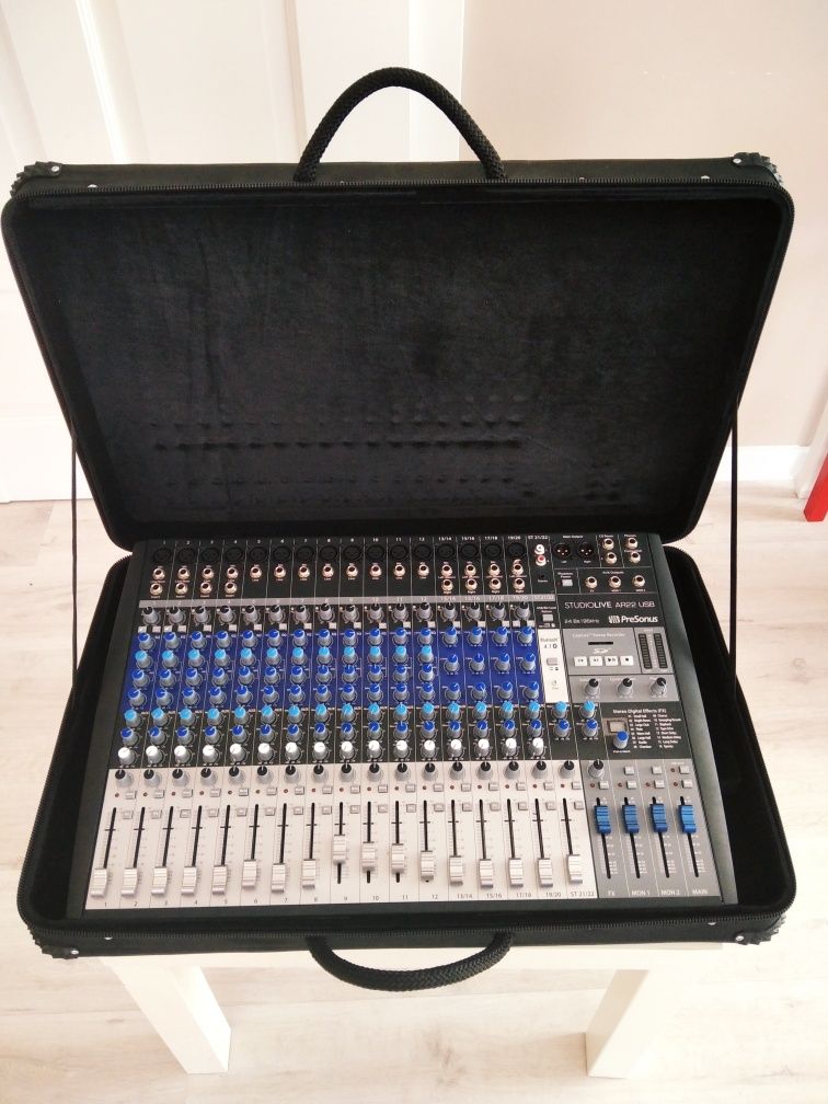 Mikser PreSonus Studiolive Ar22 USB case Romanowicz