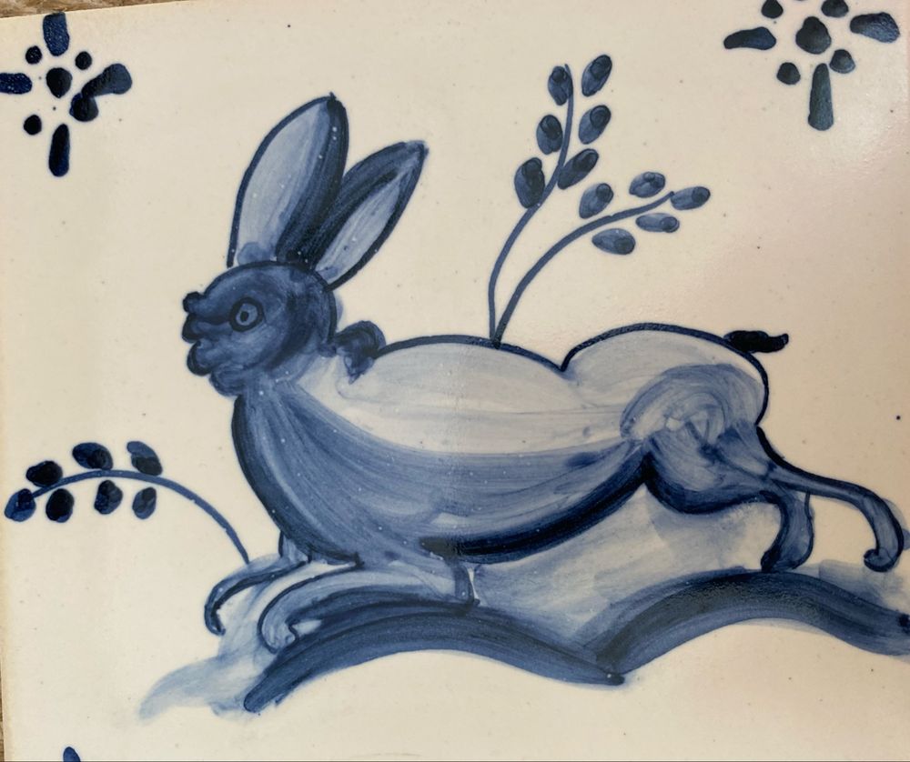 Par de azulejos com Coelho assinados