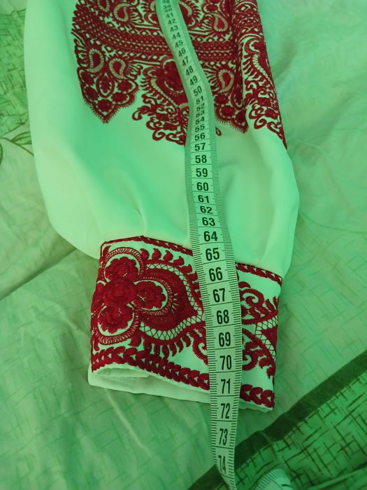 Красиве вишите плаття