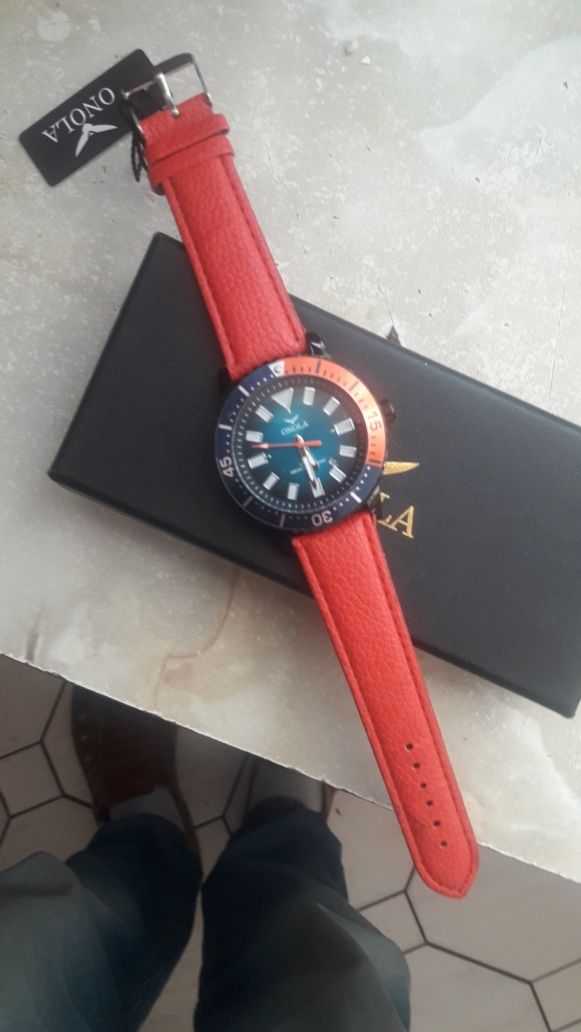 Zegarek diver Onola