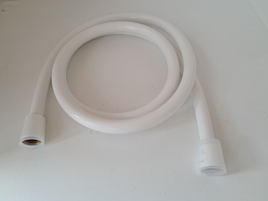 Шланг hansgrohe різні