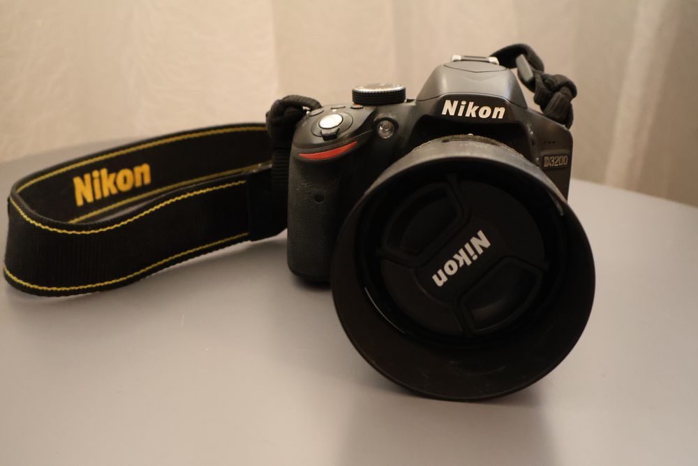 Nikon 3200 + Nikkor 50mm f/1.8