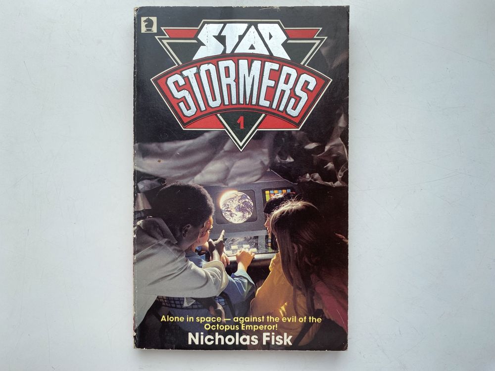 Книга «Star Stormers» Nicholas Fisk