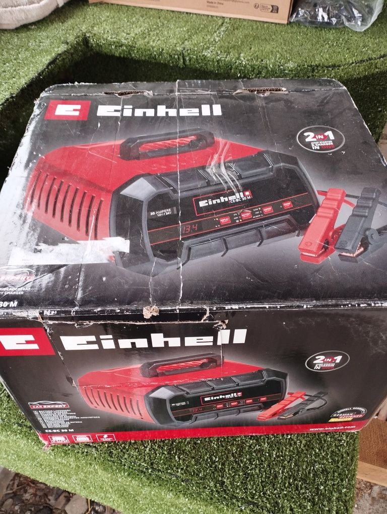 Пуско-зарядний пристрій Einhell CE-BC 30 M