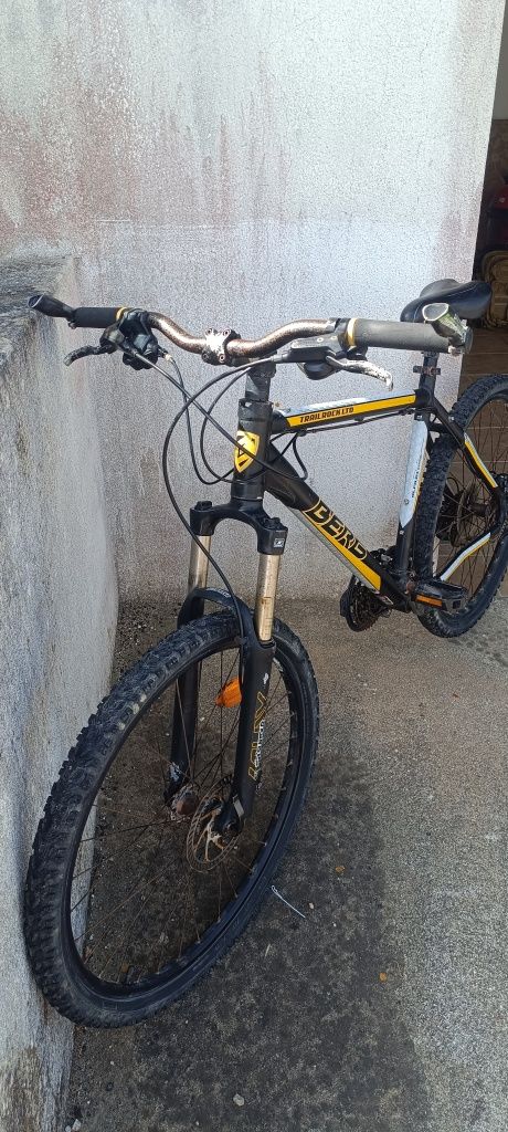 Bicicleta Berg Trail Rock LTD Comp Series