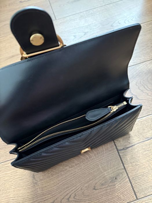 Skórzana torebka PINKO