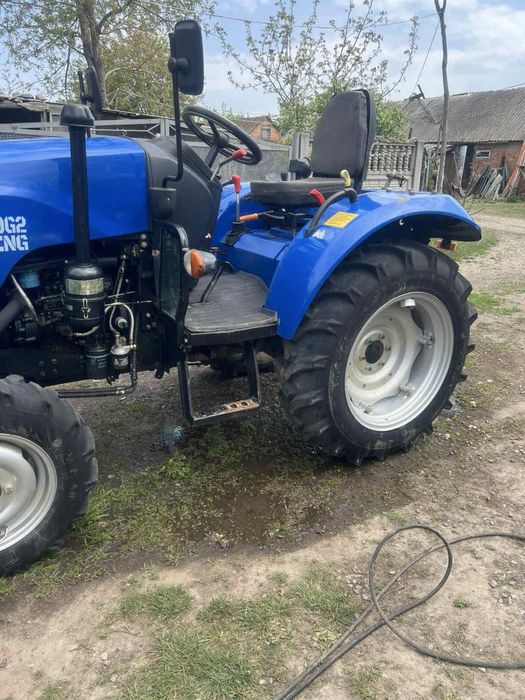 Продак міні-трактор DONGFENG 244DG2 .