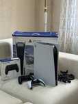 Продам Sony PlayStation 5 повний комплект, 2 геймпади