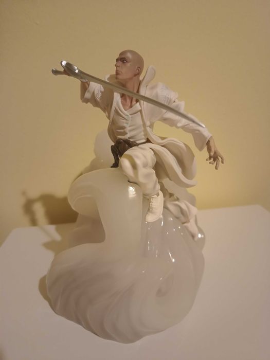 Statua Clashing Storms Brandon Sanderson Archiwum Burzowego Światła