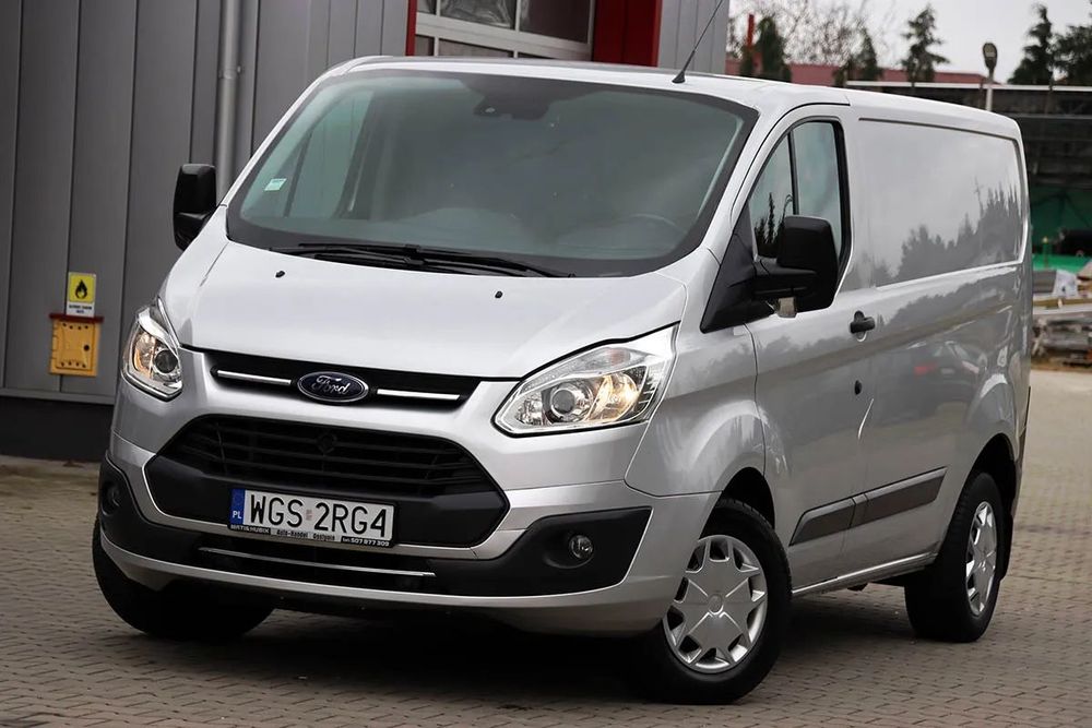 Ford Transit CUSTOM Furgon 2,0 TDCI*KLIMA*KAMERA*Tylko 139,oookm  Jak z Fabryki - Bogata opcja - 100% Serwis - VAT 23% - IMPORT- Zarej.
