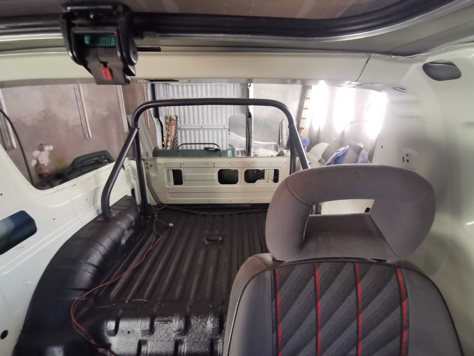 Opel FronteraA Sport 3.2 V6 Monterey