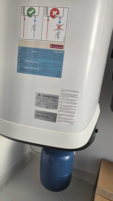 Bomba de Calor Ariston Nuos Evo A+ 150L nova, embalada