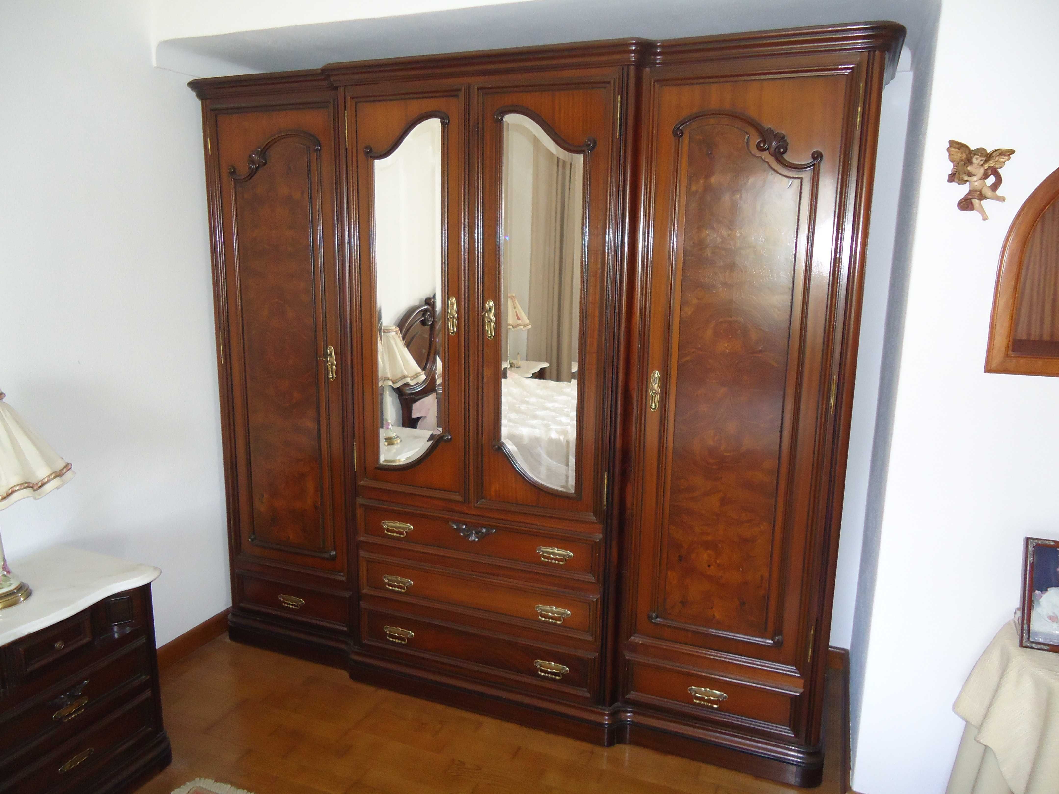 Mobília de quarto completa