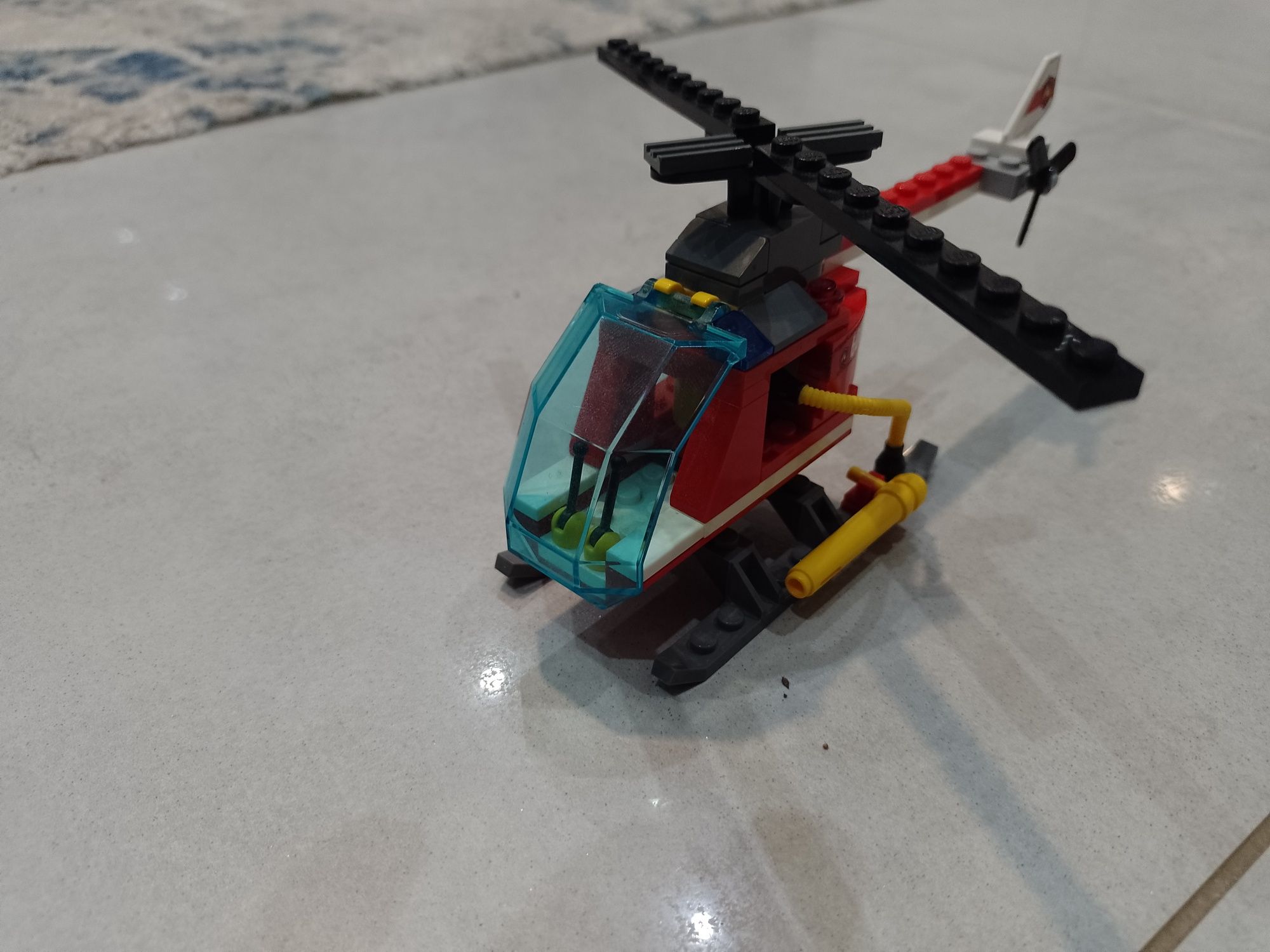 Lego city 60004 remiza strażacka