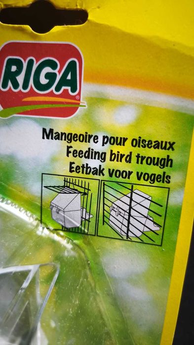 Comedouro para Pássaros - Novo, Embalado!