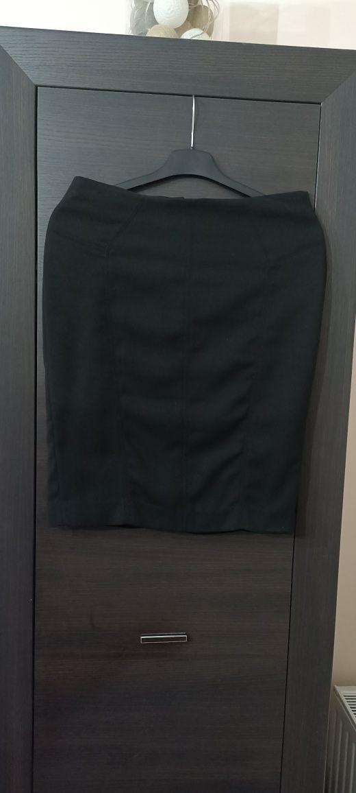 Spódnica ołówkowa czarna Reserved 38 M