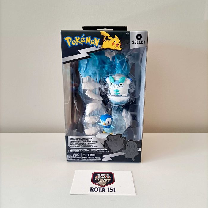 Pokémon Select Diorama Snowy Glacier: Darumaka + Piplup