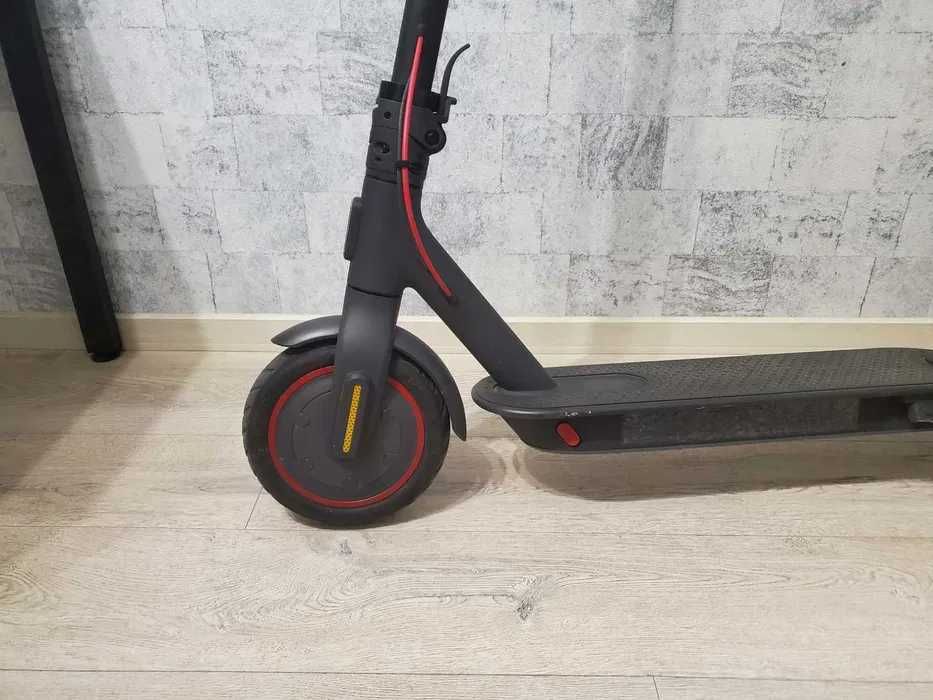 Mi Electric Scooter Pro 2