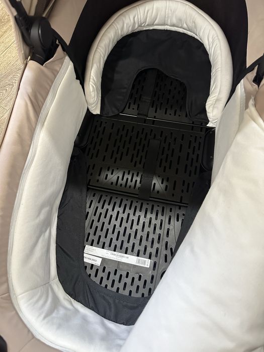 Продам коляску сайбекс люльку та автокрісло cybex priam