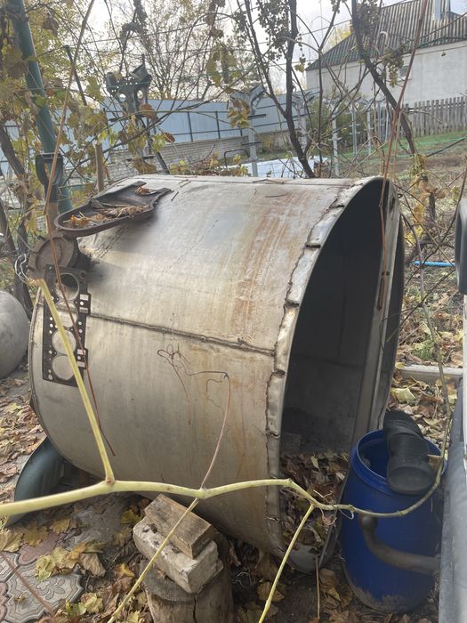 Бочки з нержавійки та титану від 30л до 2тон