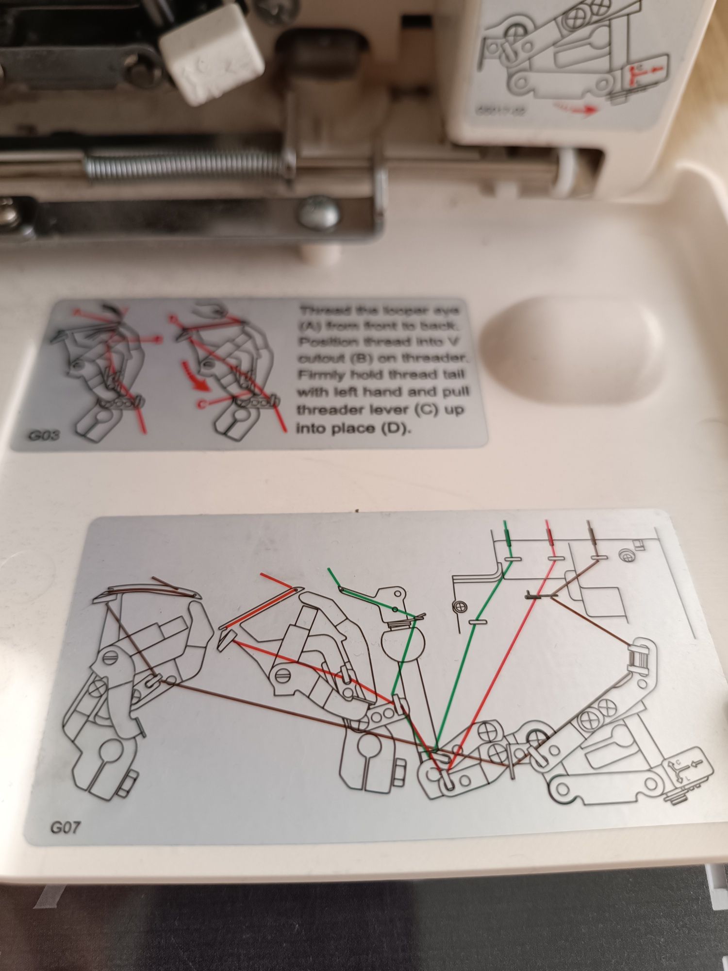 Merrylock coverlok 689