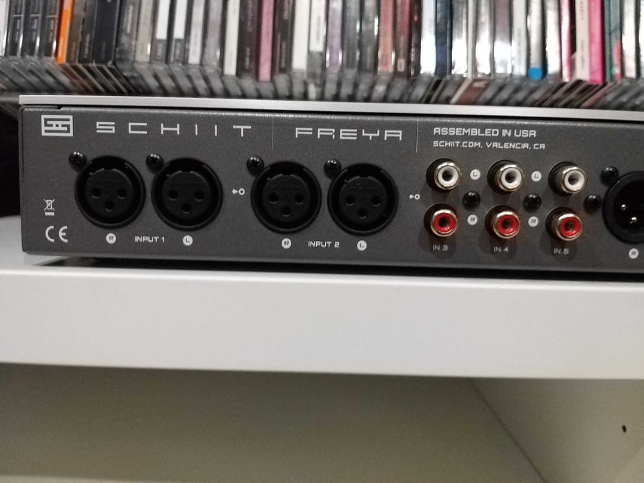 Pré-amplificador Schiit Freya S