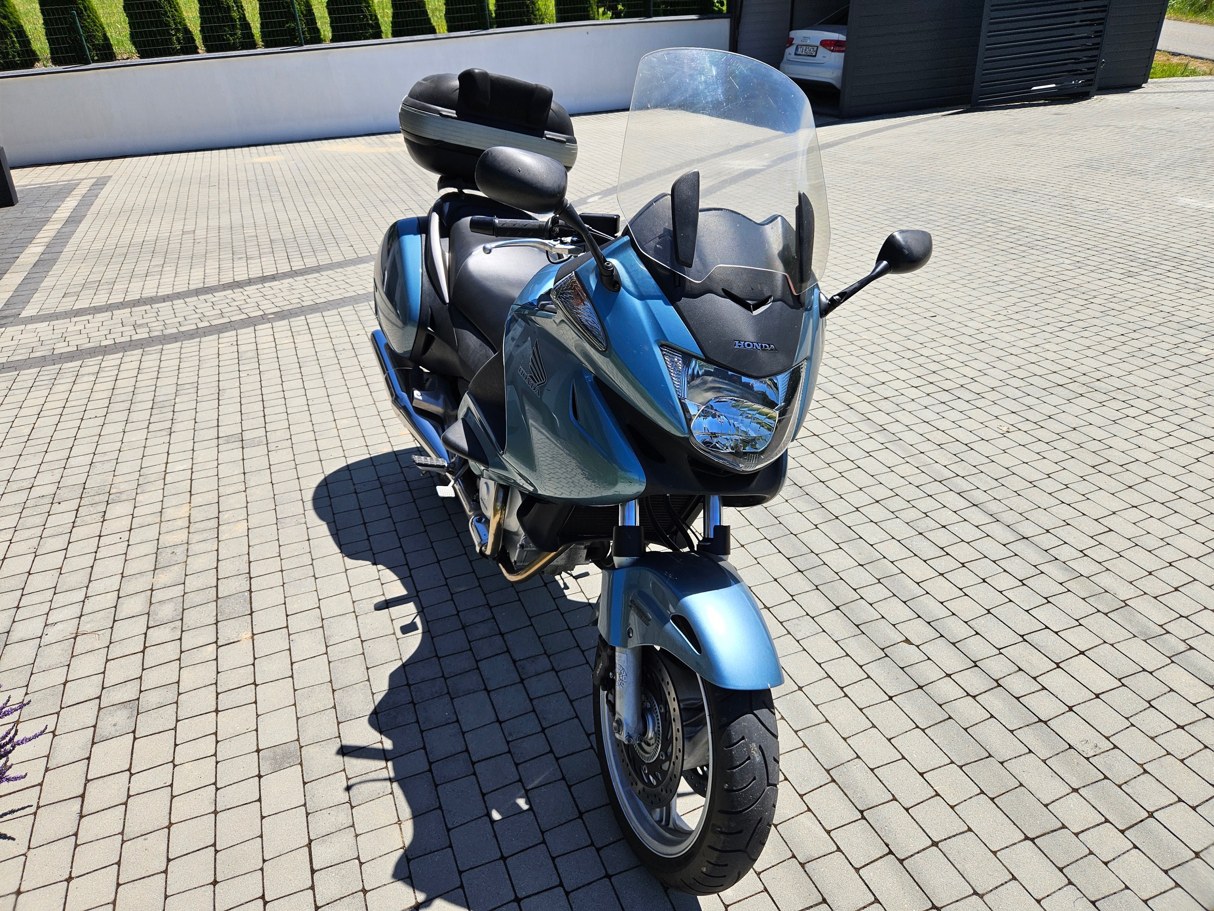 Honda  Deauville