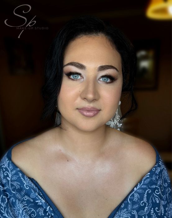 Makijaż okolicznościowy ślubny z dojazdem