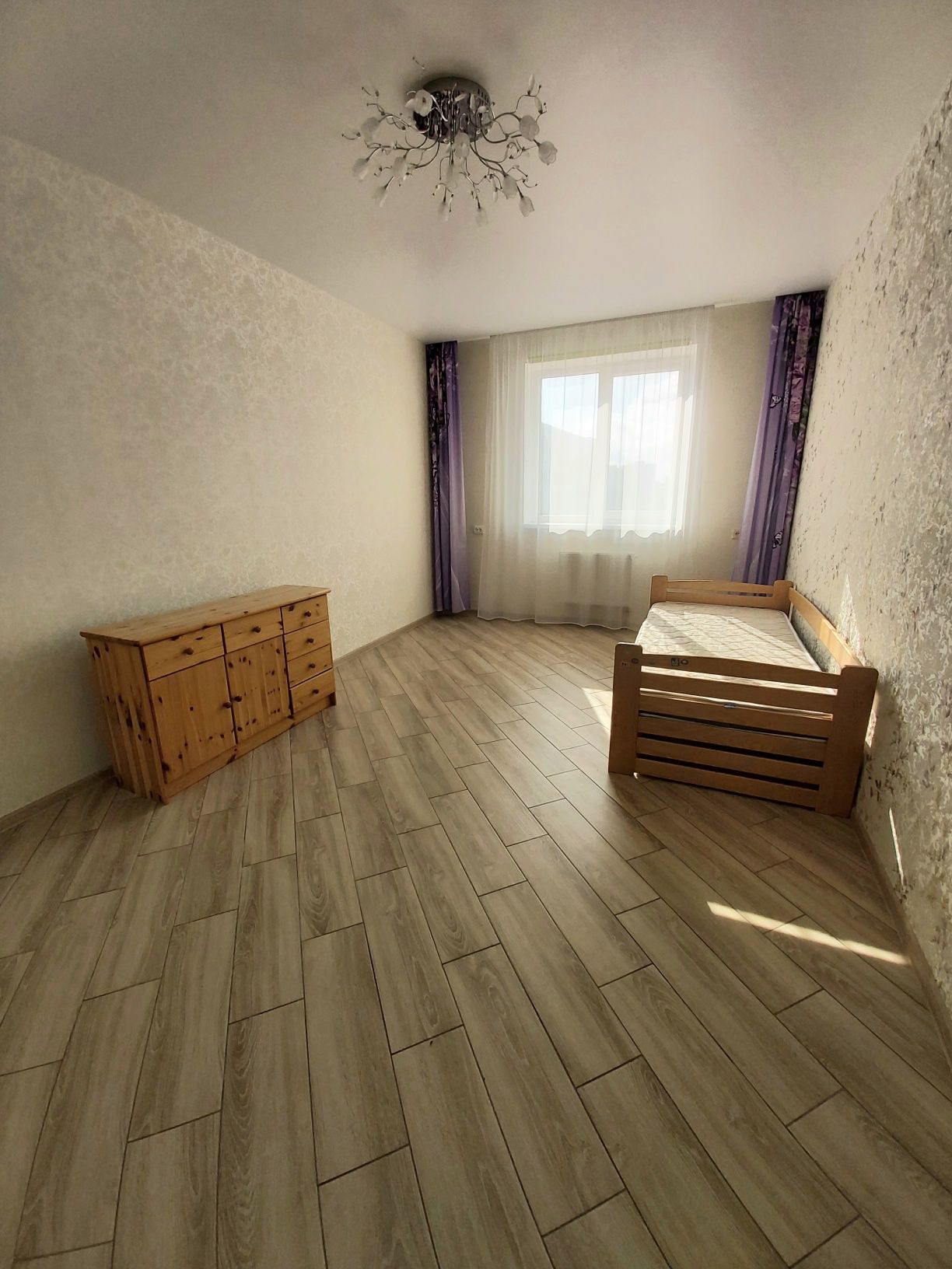 2 комнатная в  Новострое,  5 этаж