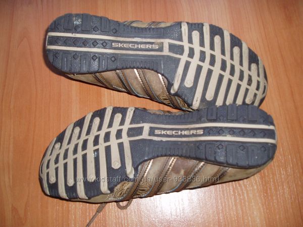 Кроссовки Skechers