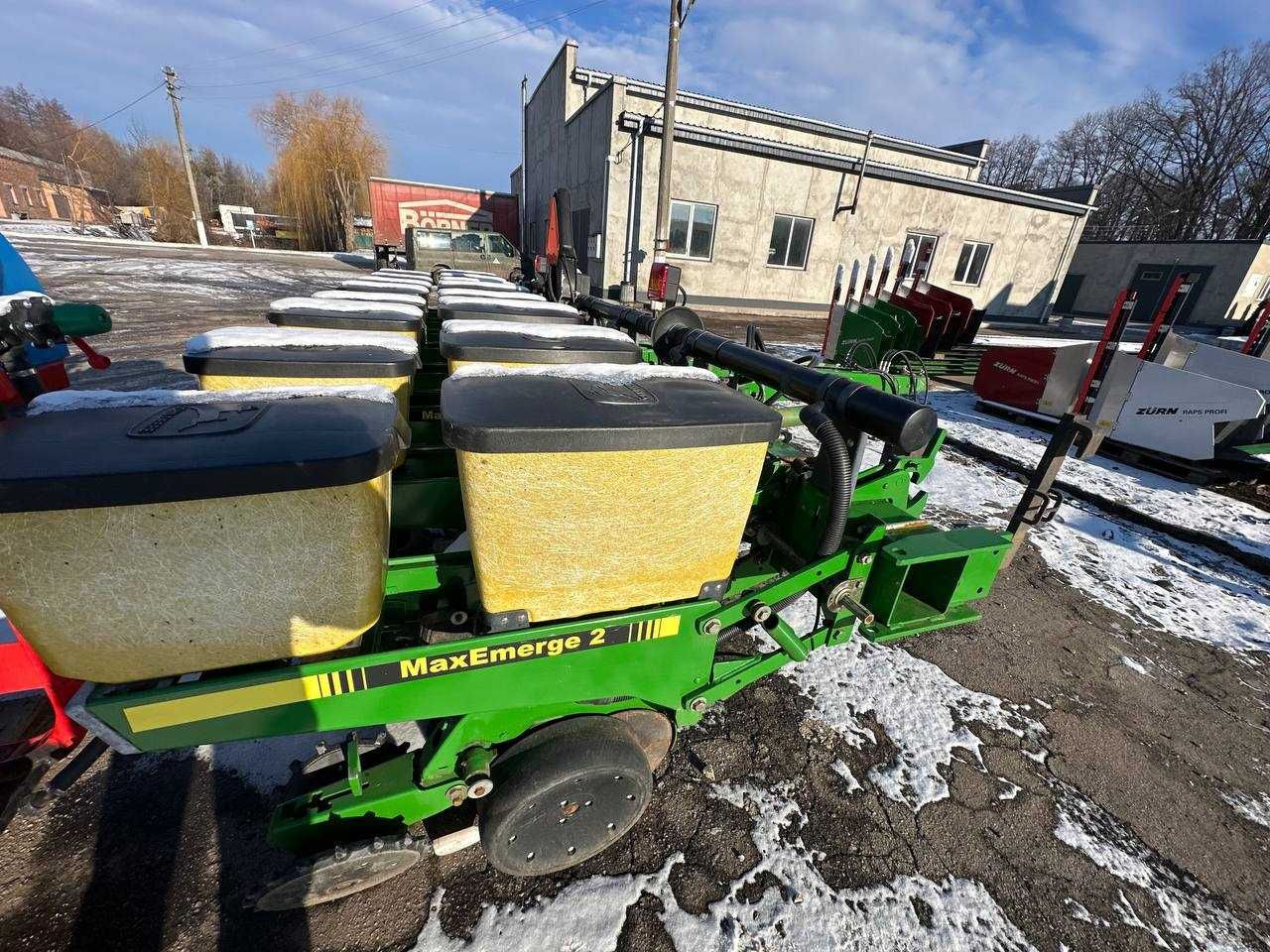 Сівалка вакуумна складна John Deere Джон Дір 7200 8 р 70 см