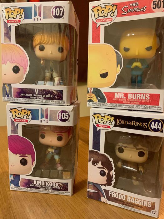 POP !!! novos dentro das embalagens .