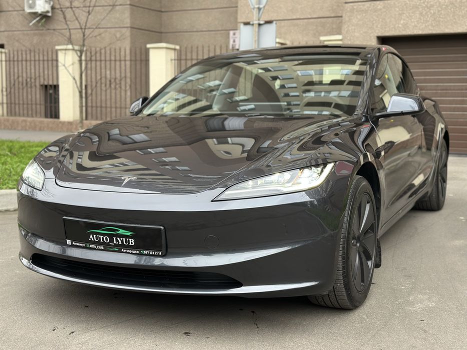 Тесла Модел 3 2024