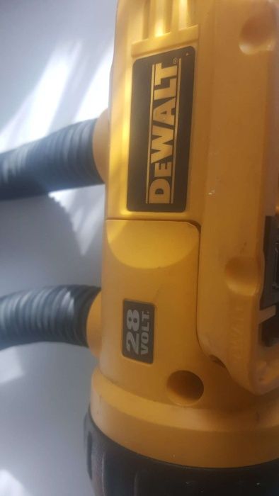 Lampa 28V DeWalt