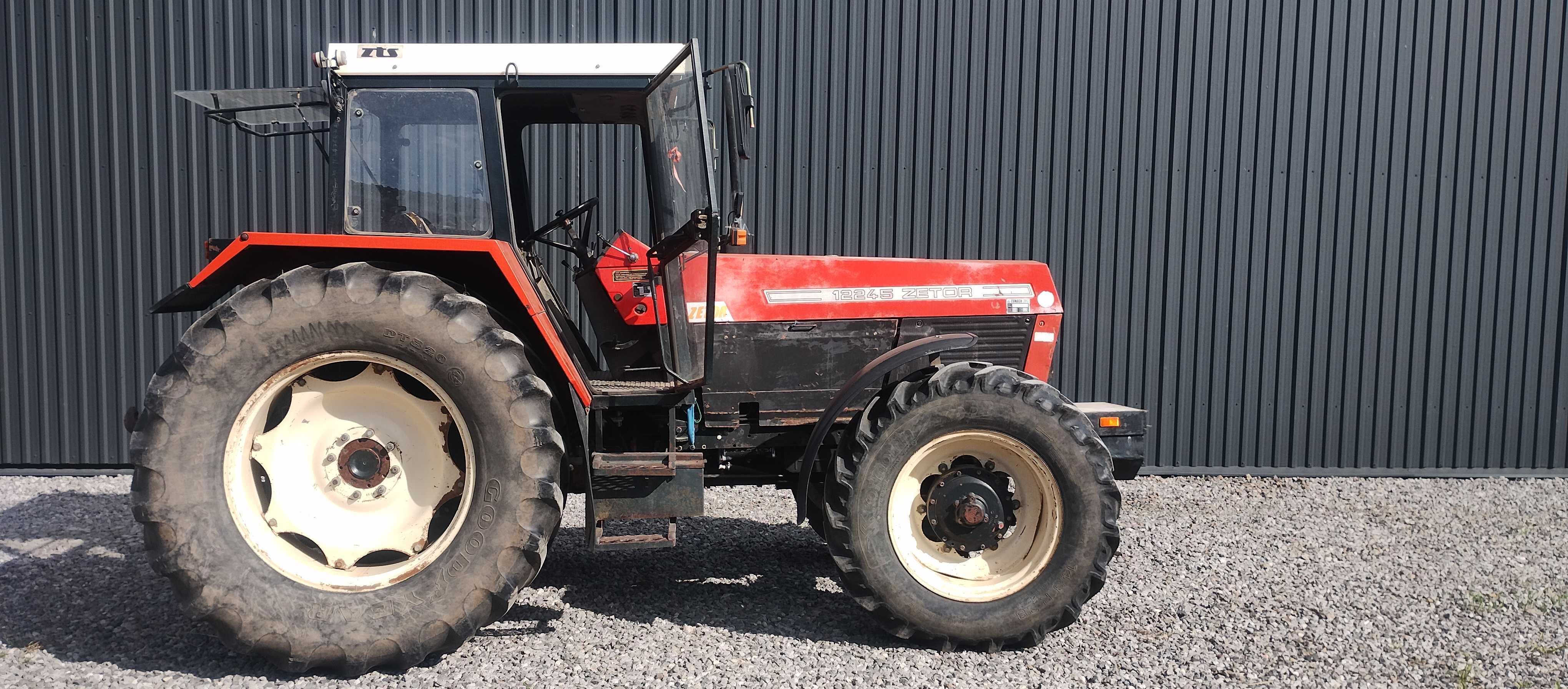 Ciągnik Zetor zts 12245