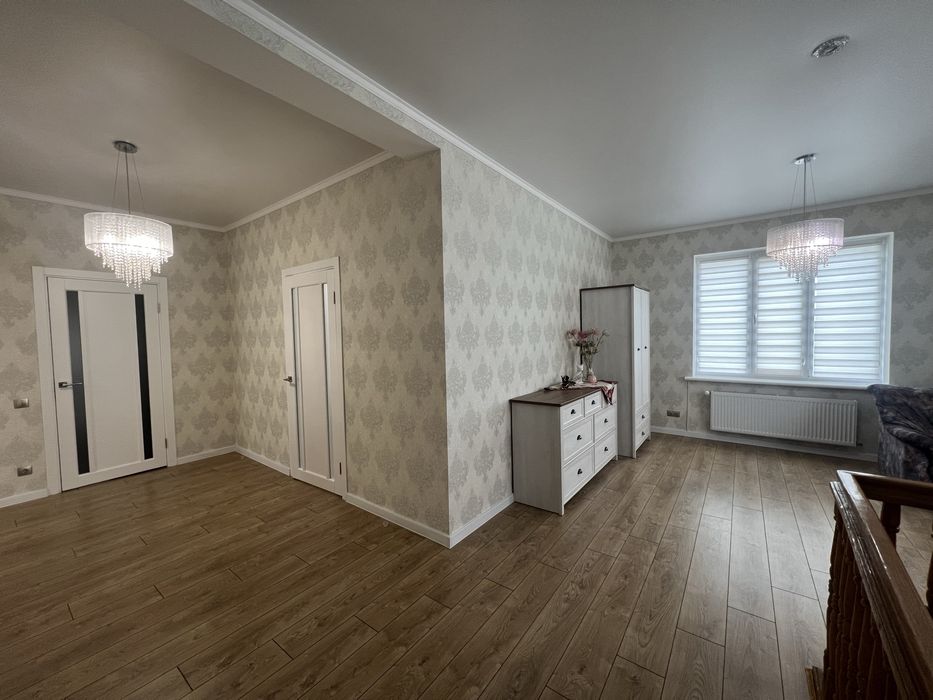 Продам будинок 95 квартал ( Центр міста ) .