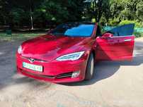 Продам Tesla Model S, P100D