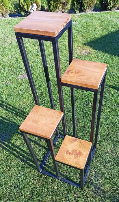 Kwietnik stalowy, 4 stopnie