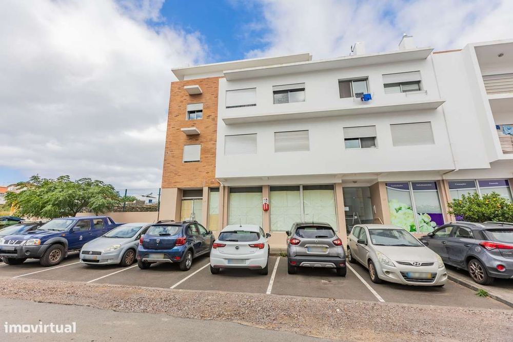 Espaço Comercial - Rua do Paiol