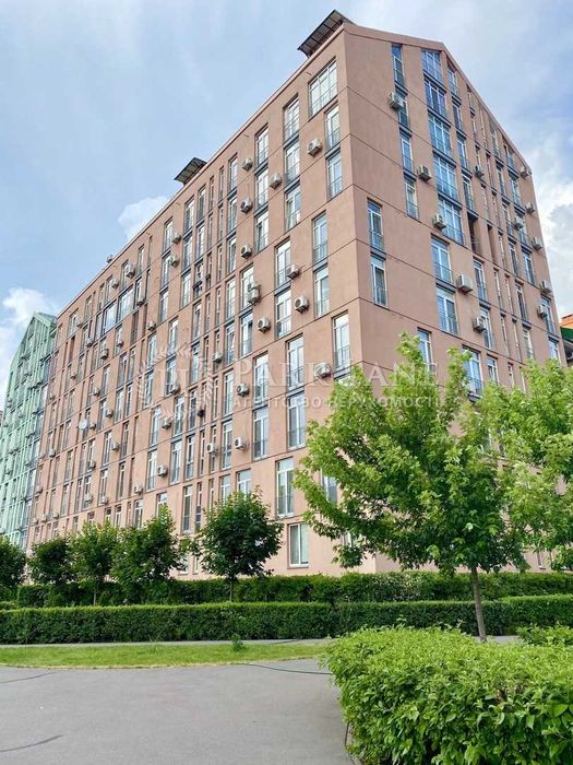 Продам 3к85м2 ремонт ЖК Комфорт Таун вул Регенераторна 4