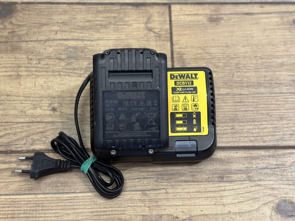 Zestaw | akumulator, bateria 18V 2Ah 2024r. | ładowarka DCB107 DeWalt