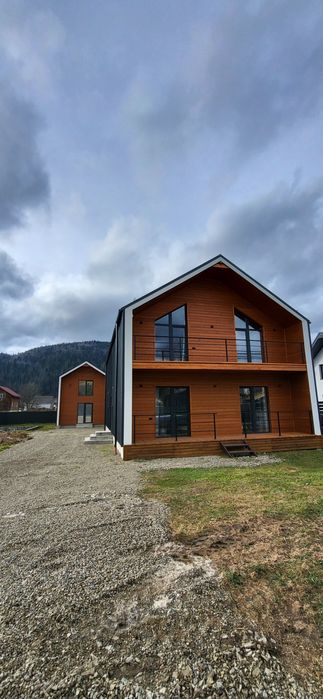 Оренда котеджу в Карпатах подобова. Будинок в  Буковелі