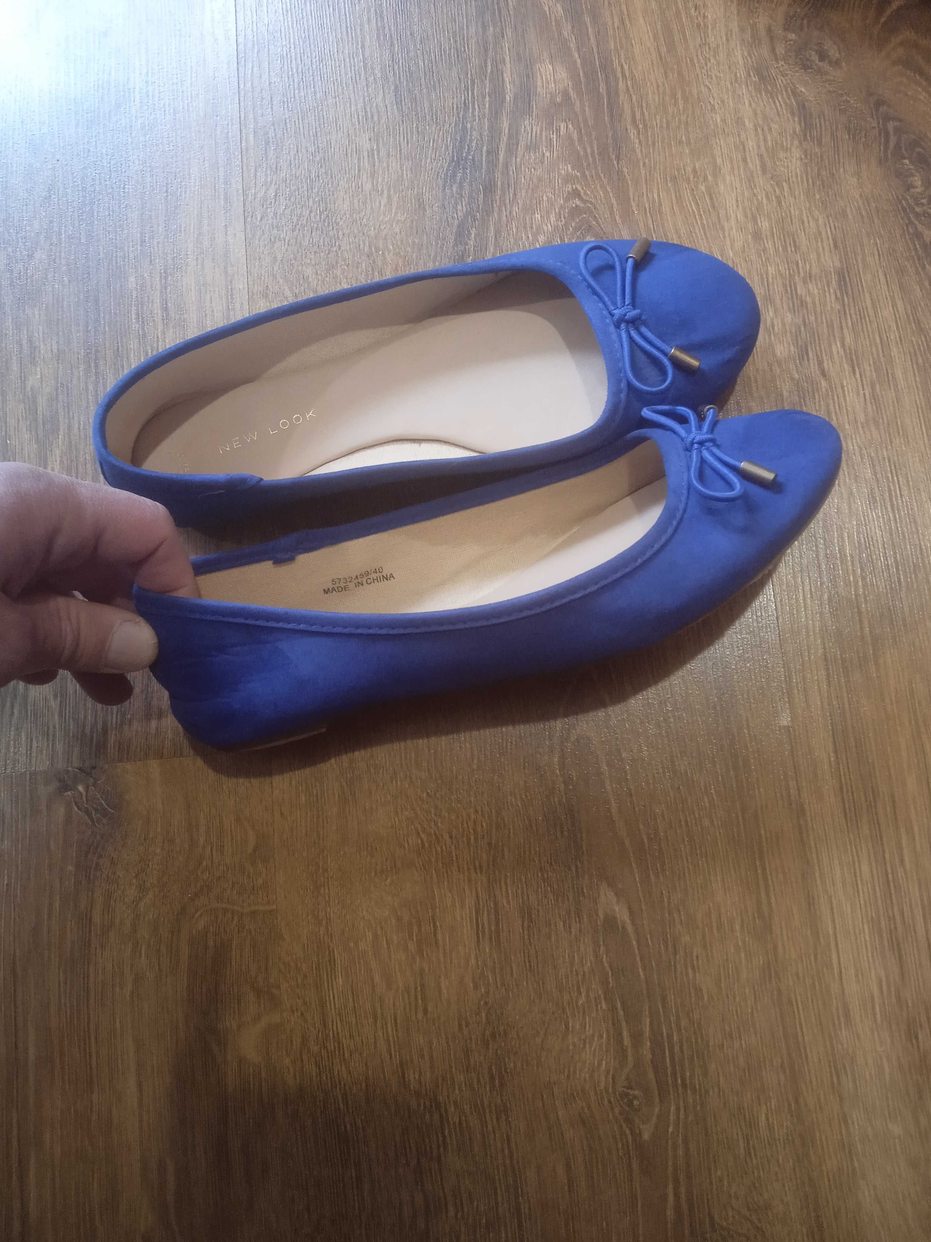 Продам жіночі мокасини бренду New Look і босоніжки Marks Spencer