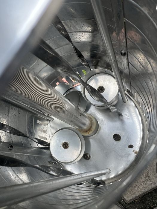 Продам электрошашлычницу