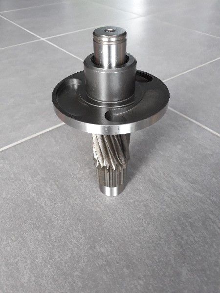 Wałek sprzęgła zapadkowego lewy KEMPER 345 (lewy mały rotor) LCA 81878