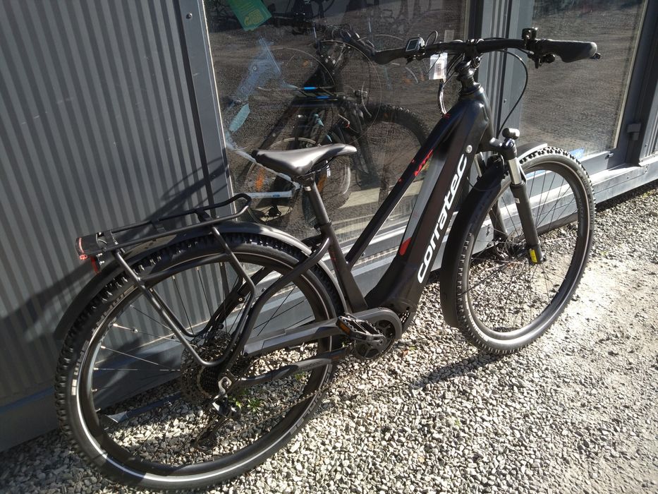 Rower elektryczny Bosch SUV grube opony niska rama