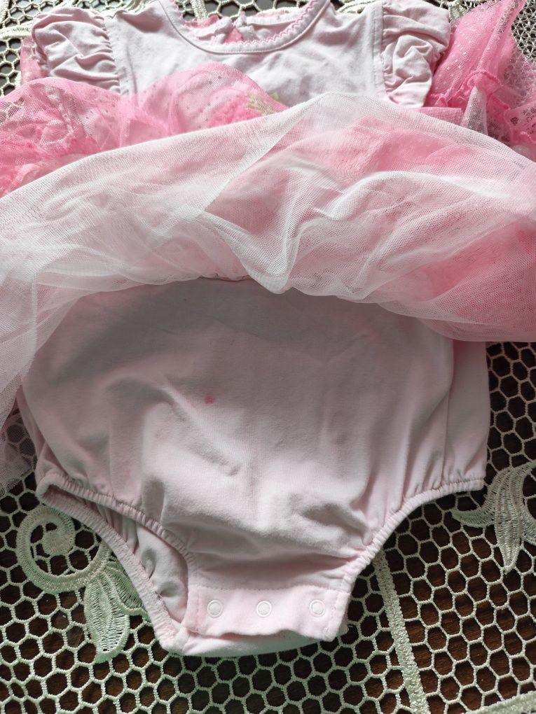 Bawełniane sukienko body z krótkim rękawem rozm 12 M. Little Me.
