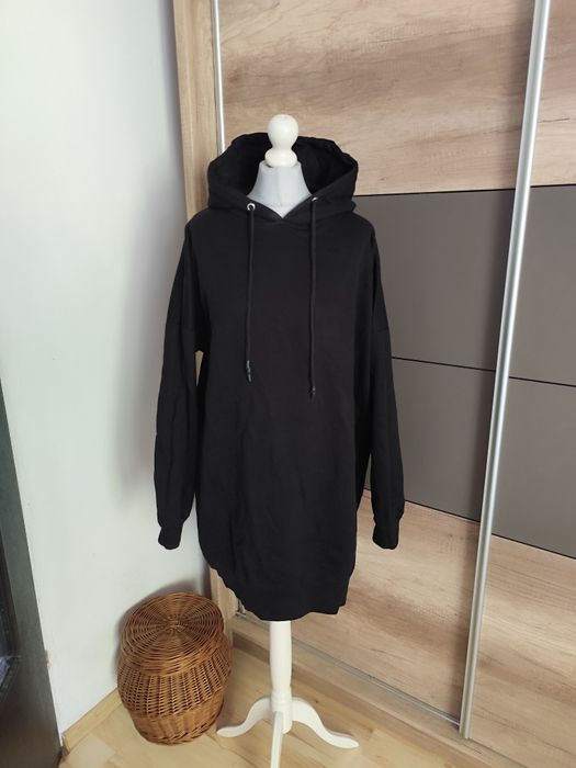 Czarna dluższa bluza oversize  r.44