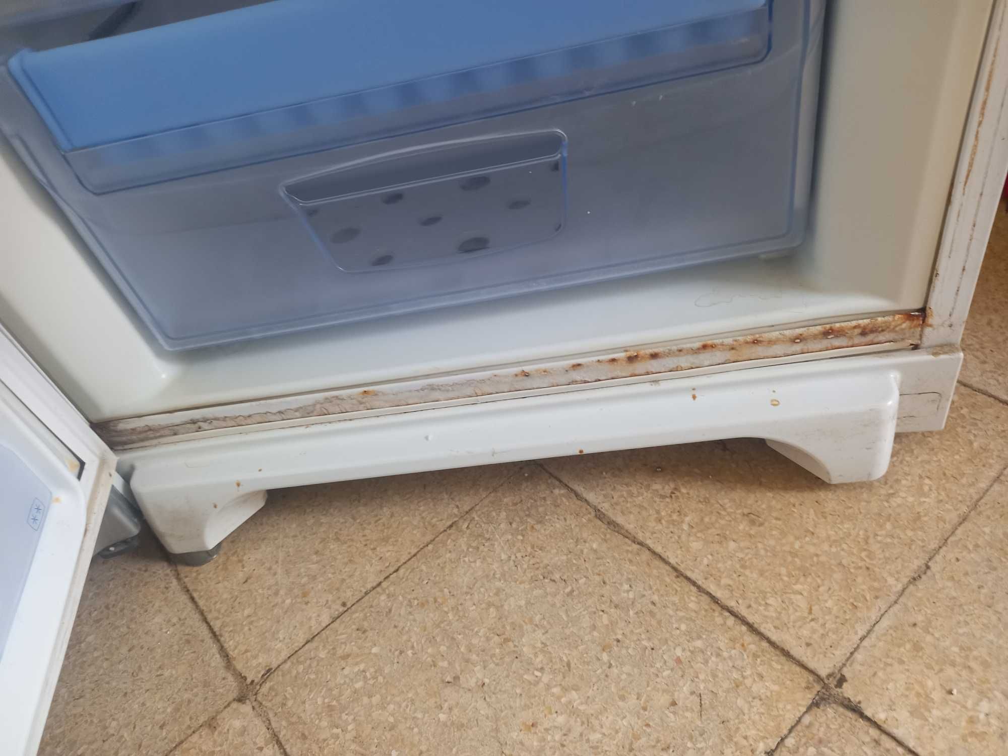 Frigorífico indesit usado